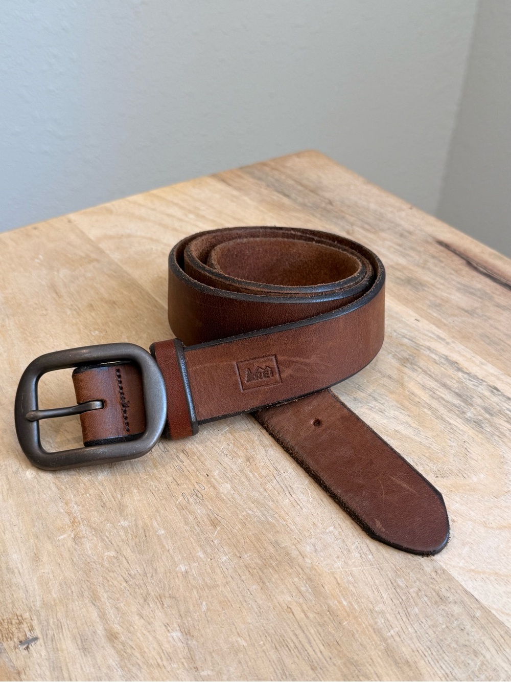 REi brown leather belt 36 waist